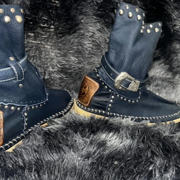 New exquisite Hector Riccione boots beautifully made/sold in Spain and Italy. - Picture 4 of 5